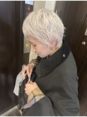 ショート　ホワイト