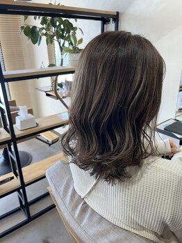 スイ(SUI)の写真/大人女性の為の本格派サロン◇美しさを引き出す提案力と、髪のことを第一に考えた施術で、憧れのうる艶髪に