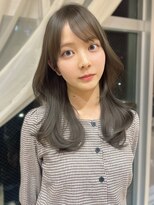 レジナヴィータ 栄(Reginavita)&nbsp;オリーブグレージュ 顔周りカット 小顔 韓国風ヘア 髪質改善