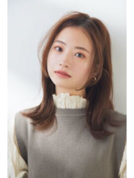 シルクハウス 三越日本橋(Silk house) ふんわり動くレイヤースタイル