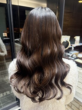 アメリ バイ アピッシュ(Amelie by apish) コテ巻き風パーマ韓国風パーマロングパーマ前髪パーマ