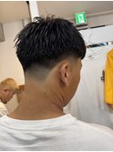 テーパーフェードフレンチクロップスタイル