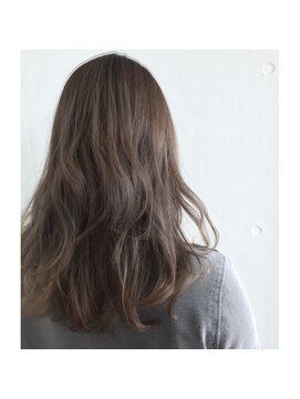 カッツヘアー(KATZHAIR) 赤みを消したアッシュカラー