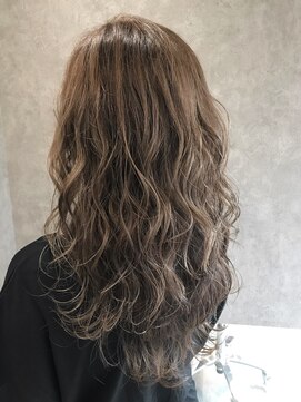 ラビマーニ(Labimani) 【Labimani】最新のアディクシーカラーで作る外国人風カラー