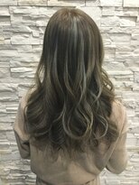 トータルビューティサロン シェリ(total beauty salon cheri)&nbsp;冬にピッタリの、抜け感ハイライト☆