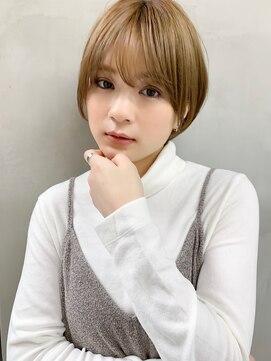 ミィ 表参道(mee.) 【mee.】ハセガワヒトシ ベージュショート 伸ばしかけ☆表参道