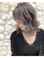 グレーアッシュ#バレイヤージュ#デザインカラー#イメチェン