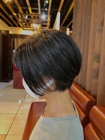 クオリス 上福岡店(QUALIS)&nbsp;前下がり/グラボブ/ショート/ショートボブ/小顔/丸みショート
