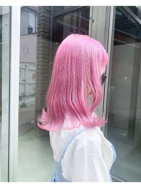 BLACKPINK リサ ピンク髪 サクラピンク