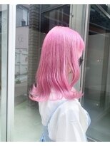 ゴウトゥデイシェアサロン 原宿Verno店(GO TODAY SHAiRE SALON) BLACKPINK リサ ピンク髪 サクラピンク