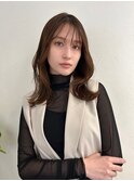 レイヤーロングくびれヘアシースルーバング