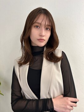 ヴィオットバイサロン(Viot by Salon) レイヤーロングくびれヘアシースルーバング