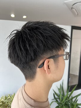 イロ(iro.) 爽やか清潔感◎刈り上げメンズ