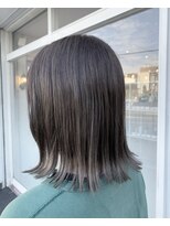 クオリア(Quaria)&nbsp;ハイライトたっぷり寒色カラー