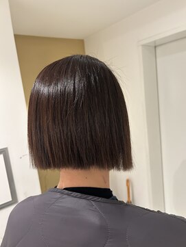 ヘッドルーム ディスティネーション(Head Room Distination) ぱっつんボブ