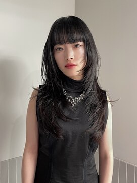 ステン(sten) ハッシュカット/ロングウルフ/レイヤー/地毛風カラー/黒髪ロング