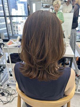 ビューナゴヤ 名駅(VIEW NAGOYA) レイヤーカット/くびれヘア/外ハネレイヤー/似合わせカット
