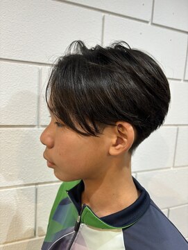 イッヒ 茅ヶ崎(IHHI) ゆるマッシュショート