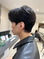 ピークアブー ワン(PEEK-A-BOO ONE)&nbsp;センターパート毛流れヘアメンズヘア