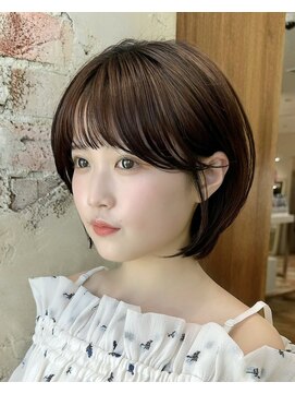 アフロート ルヴア(AFLOAT RUVUA) 【岩田莉奈】40代50代の似合わせカットで若見えショートボブ新宿