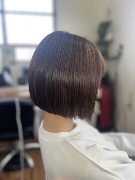 ココロ(Cocoro) 切りっぱなしボブ