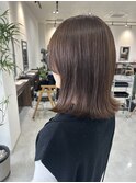 赤みを抑えたやわらかベージュ◎