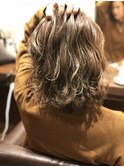 ホワイトベージュ