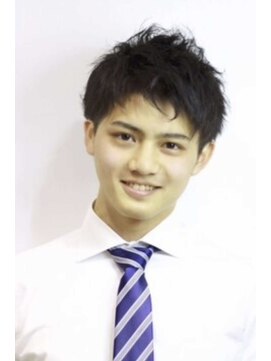 ゼンコー キチジョウジ(ZENKO KICHIJOJI) 黒髪×短髪×アップバング×刈り上げ×ツーブロック×スーツ