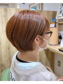 ツヤ感ハイトーンオレンジ美髪ショートボブ【カミケンネクスト】