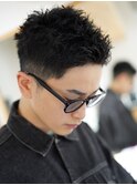 夏のスパイキーショート