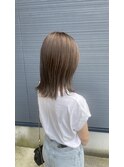 グレージュ