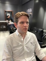 ザマンリバレッジニューヨーク(THE MAN LeverageNewYork)&nbsp;大人海外七三サイドパート刈り上げ：尾上　雄輝