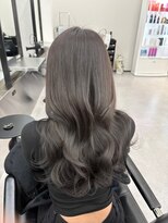 アルドーレフィエロ シンサイバシ(Ardore fiero shinsaibashi)&nbsp;ブリーチ無しでできるダークグレージュ♪10代20代30代