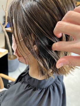 ラブヘアーグリーン(LOVEHAIRGREeN) バレイヤージュ風ハイライト