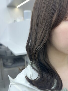 ビューブルー 亀戸錦糸町(VIEW BLUE) ◎美髪カールシアーカラーオリーブグレージュロングセミディ
