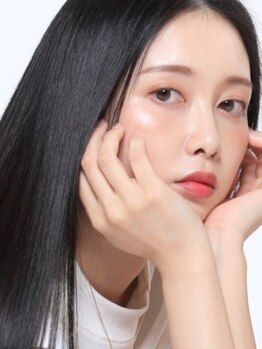 オークヘアー 小倉店(OAK hair)の写真/【北九州市小倉駅すぐ♪】低ダメージにこだわり、今までの縮毛矯正とは違う自然な仕上がり＆持続力も◎