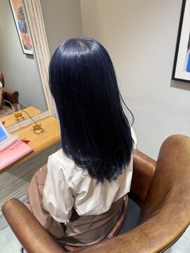 ラ タント(L'attente) ネイビーカラー