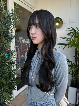 オリーブグレー/透明感カラー/20代30代