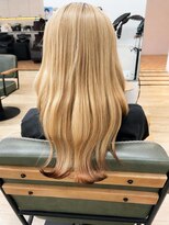 ファルベ(Farbe)&nbsp;抜きっぱなしブリーチエンドカラー