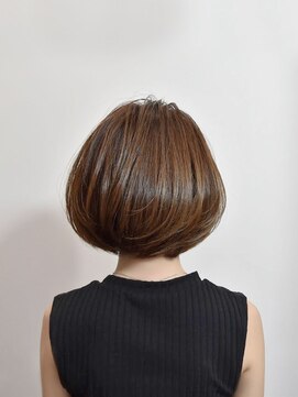 ヘアスタジオヘーフリヒ(HAIR STUDIO HoFLICH) 【大人エアリーBOB】