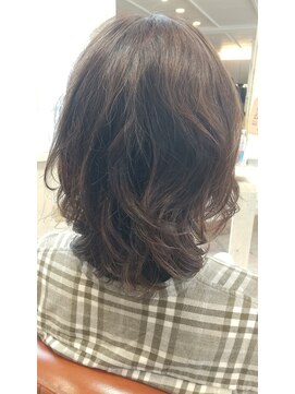 ユノン バイ アグ(u-know by Agu) ふんわりレイヤーパーマ