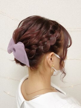 ジャルダンドフルー(Jardin de fleurs) ショートボブ　サイドあみこみ　下めアップ