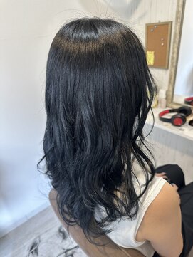 アイリス(Iris) イルミナカラーでダークグレーに☆