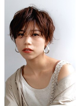 クシュ 所沢西口プロぺ通り(kusyu... ) シルキーベージュ/斜めバング/グレージュカラー/デザインカラー