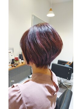 カーム(CALM) 丸みショート