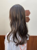 クロエ バイ ラヴィズム 内野店(CLOE by LUVISM)&nbsp;イルミナダブルカラーハイライト+カット