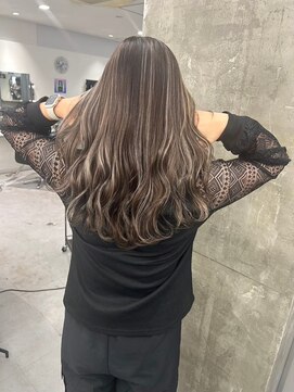 キング 枚方店(K!ng) 縮毛矯正髪質改善ハイライトレイヤーカット枚方美容室エクステ