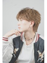 オーシャントーキョー 大阪(OCEAN TOKYO)&nbsp;韓国ヘアカルマパーマコンマバングセンターパート黒髪ウルフ