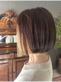 ★大人女性シンプルボブにさりげない遊び心を♪