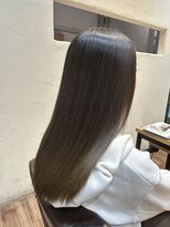 シキオリ(SHIKIORI)&nbsp;《髪質改善ストレートエステ》自然なツヤと柔らかさを^._.^